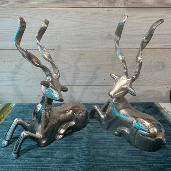 Vintage Silver Metal Gazelle Large Figurines Home Decor Christmas Decor - Picture 6 of 9